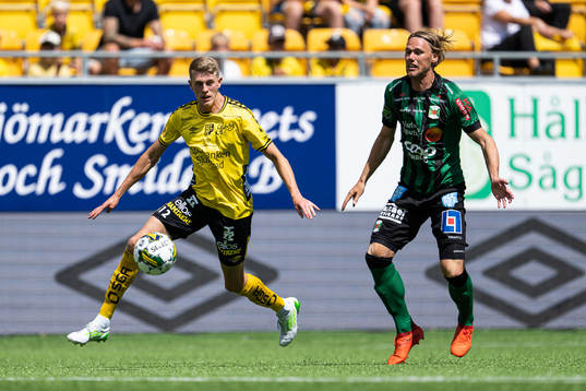 Elfsborgs Alexander Bernhardsson och Varbergs Hampus