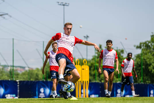 Sivert Heggheim Mannsverk of the Norwegian under-21