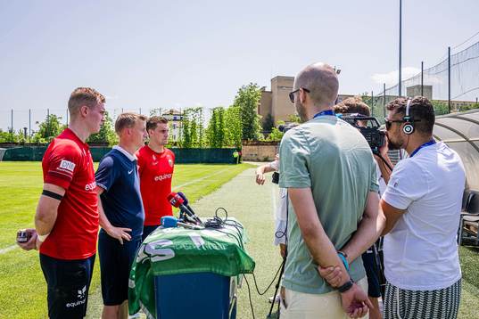 Kristoffer Klaesson, Leif Gunnar Smerud, head coach, and