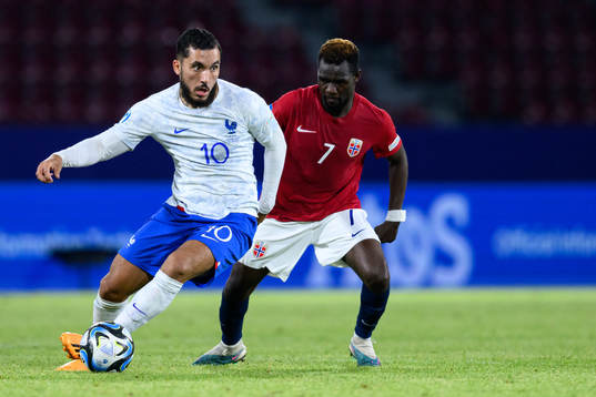 Mathis Cherki of France and Joshua Kitolano of Norway