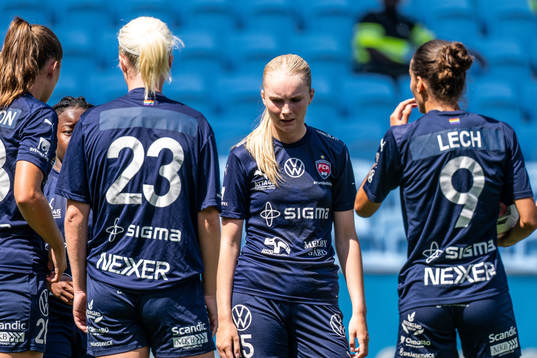 FC Rosengårds Tova Persson deppar