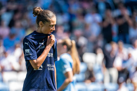FC Rosengårds Josephine Lech deppar