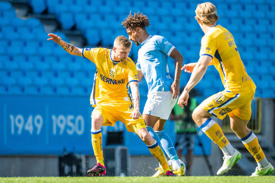 IFK Göteborgs Sebastian Eriksson och Malmö FFs Joseph