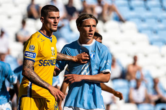 IFK Göteborgs Filip Ambroz och Malmö FFs Simon Lindfors