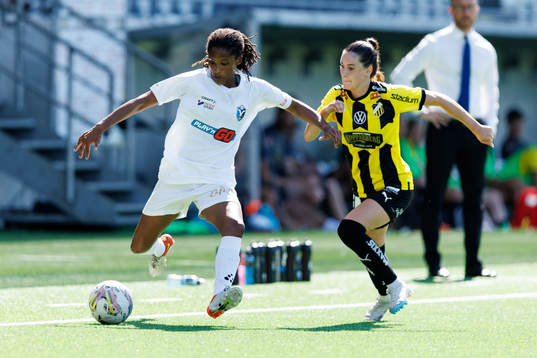 Växjö DFFs Eva Dessislava Dupuy och Häckens Clarissa
