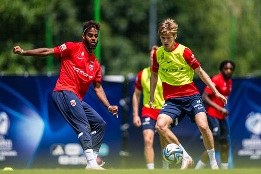 Emil Konradsen Ceide and David Møller Wolfe of the
