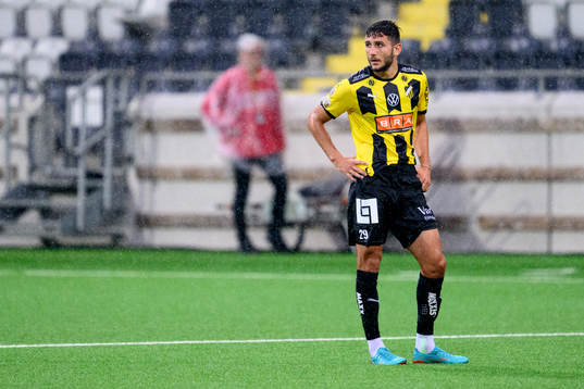 Häckens Filip Trpcevski deppar