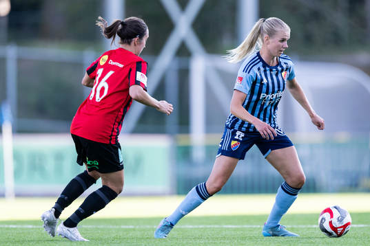 Brommapojkarnas Fanny Hjelm Rönnlund och Djurgårdens