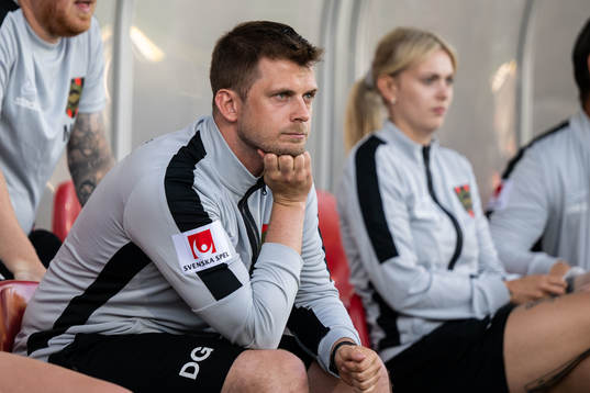 Brommapojkarnas tränare Daniel Gunnars