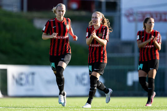 Brommapojkarnas Ida Bengtsson jublar
