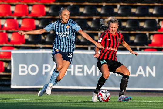 Djurgårdens Sara Lilja Vidlund och Brommapojkarnas Ellen