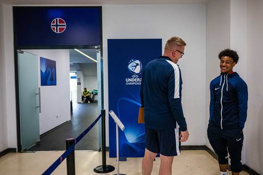 Head of communications Henning Sverdrup and Oscar Bobb of