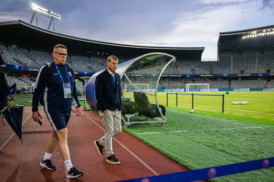 Head of communications Henning Sverdrup and Leif Gunnar