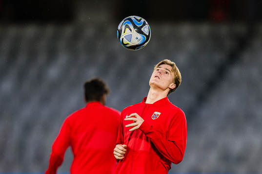 Tobias Christensen of Norway warms up