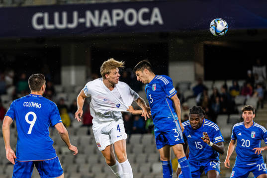 Jesper Norman Daland of Norway and Fabiano Parisi of Italy