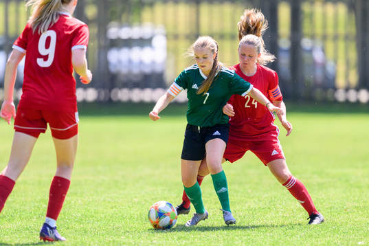 Nova Jakobsson och Freja Tornlund