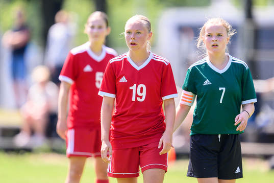 Matilda Köpsen Persson och Nova Jakobsson