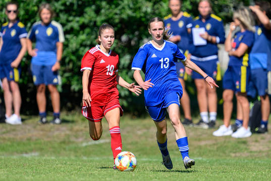 Isabelle Stolt och Livia Tapper