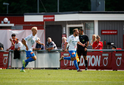 Värnamos Albion Ademi jublar