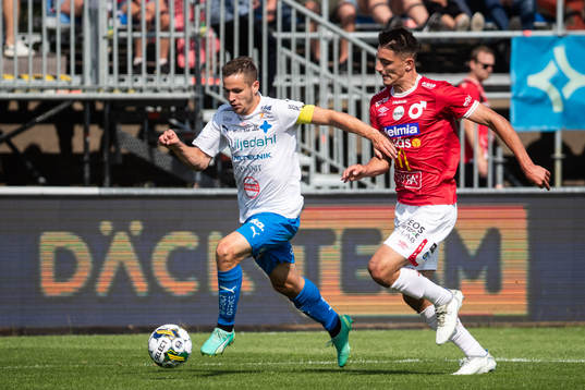 Värnamos Oscar Johansson och Degerfors Seid Korac
