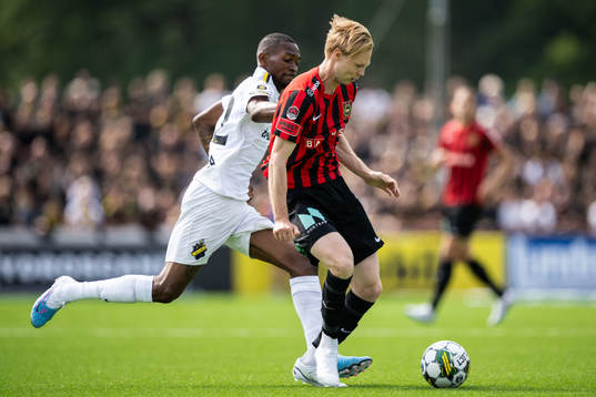 AIKs Aboubakar Keita och Brommapojkarnas Tim Waker