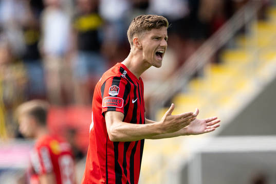 Brommapojkarnas Samuel Leach Holm deppar