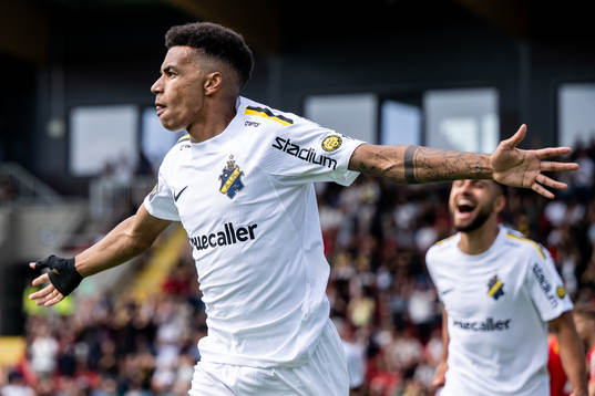 Bläddra bland fler bilder av Fotboll, Allsvenskan, Brommapojkarna - AIK
