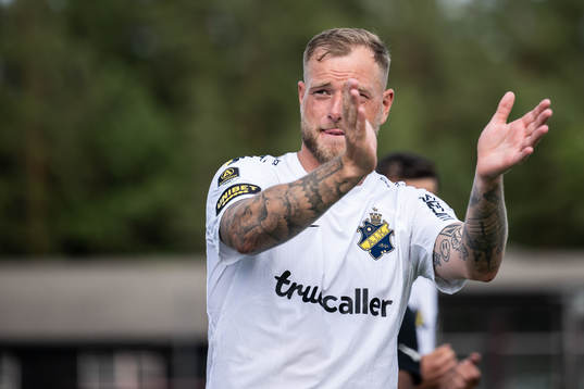 AIKs John Guidetti jublar