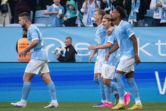 Malmö FFs Sebastian Nanasi jublar