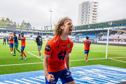 Alexander Munksgaard of Aalesund celebrates
