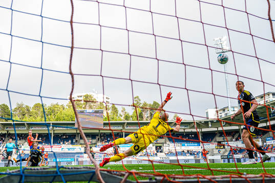 Markus Karlsbakk of Aalesund scores the 1-0 goal behind