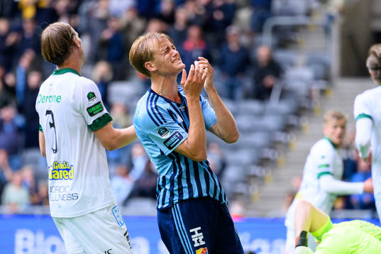 Djurgårdens Oskar Fallenius deppar