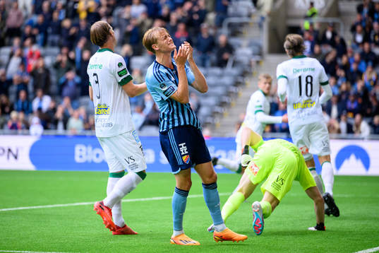 Djurgårdens Oskar Fallenius deppar