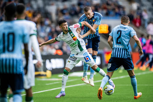Varbergs Dion Krasniqi och Djurgårdens Jesper Löfgren