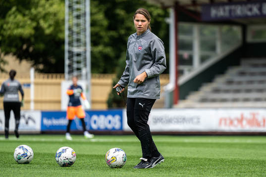 FC Rosengårds tränare Ieva Cederström