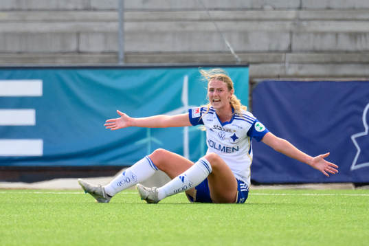 IFK Norrköpings Chelsie Dawber reagerar