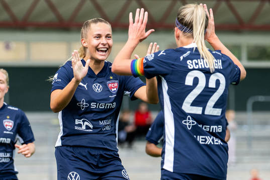 FC Rosengårds Olivia Holdt jublar
