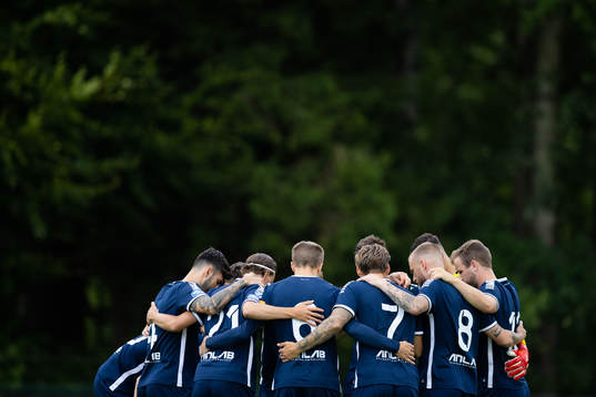 Utsikten samlade innan träningsmatchen i fotboll mellan