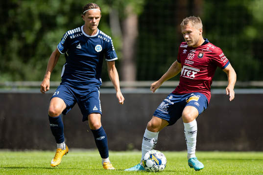 Utsiktens Fredrik Martinsson och Örgrytes Hampus Dahlqvist