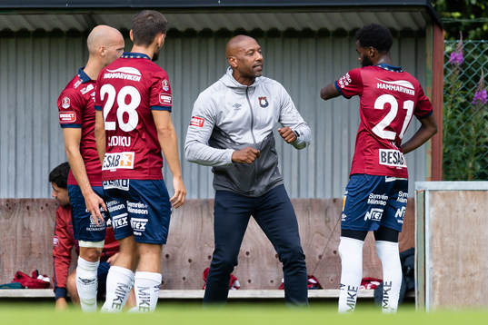 Örgrytes tränare Jeffrey Aubynn