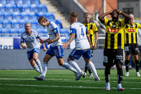 IFK Norrköpings Arnor Traustason jublar