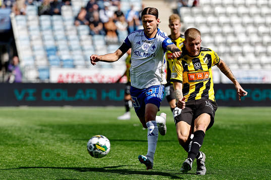 IFK Norrköpings Arnor Traustason och Häckens Simon