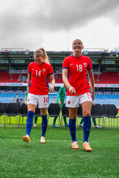 Ada Hegerberg and Frida Maanum of the Norwegian women's
