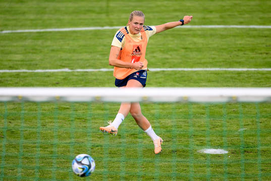 Magdalena Eriksson at a training session with the Swedish