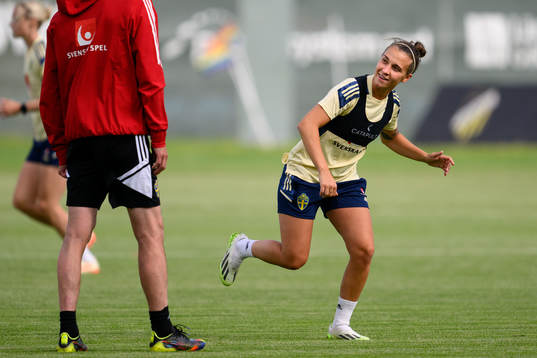 Julia Zigiotti Olme at a training session with the Swedish