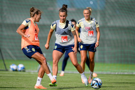Julia Zigiotti Olme at a training session with the Swedish