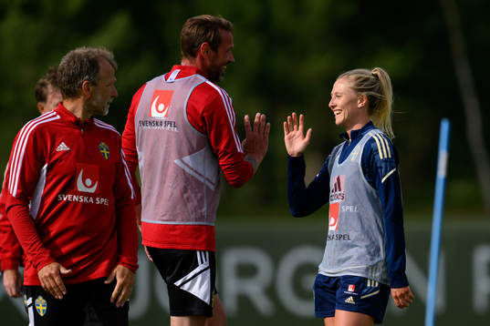 Rebecka Blomqvist at a training session with the Swedish