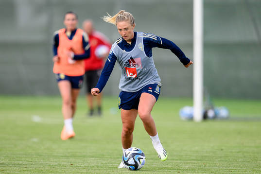 Rebecka Blomqvist at a training session with the Swedish