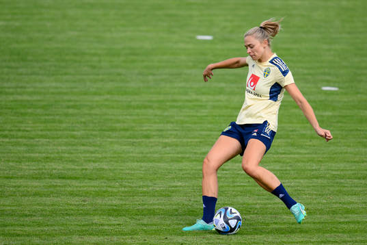 Fridolina Rolfö at a training session with the Swedish