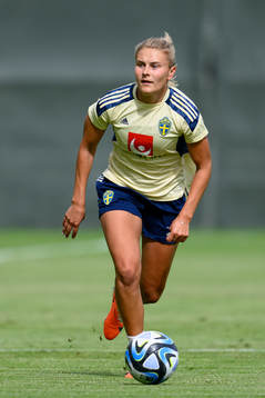 Amanda Nildén at a training session with the Swedish